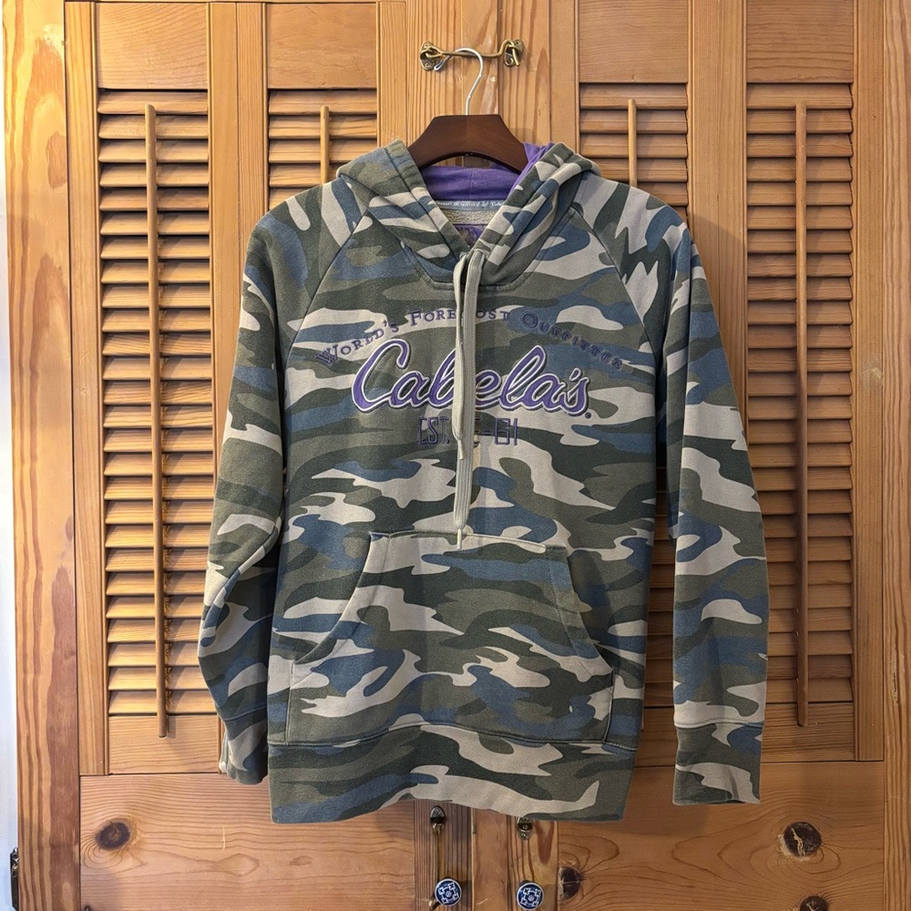 Cabela's Green and Brown Camouflage Hoodie